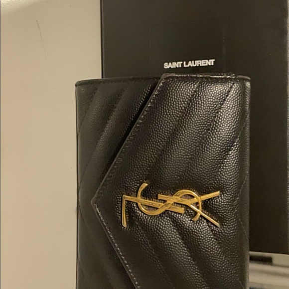 YSL Saint Laurent Tri Fold Wallet - Picture 3 of 6